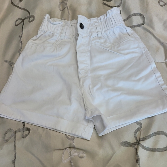 9 shorts and 1 skirt - Picture 9 of 10